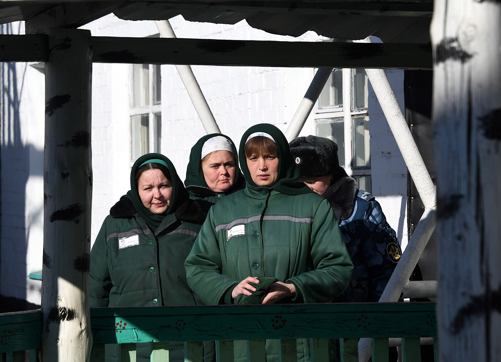 Ruské vězeňkyně se hrnou do armády, Moskva navzdory jednáním posílila nábor