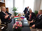 Bývalý prezident Milo Zeman se setkal s lídry V4 Viktorem Orbánem a Robertem...
