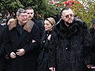 Václav Koka starí, jeho dcera Olga a syn Jan na posledním rozlouení s Olgou...