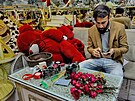 Valentýnský den v Kábulu. I lenové afghánského islamistického hnutí Tálibán...