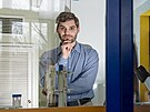 Vedoucí výzkumu, docent Michal Vinkler v souasné dob vede Laborato evoluní...