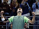 Jakub Meník se raduje z výhry nad Andym Murraym na turnaji v Dauhá.