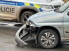 �idi� uj�d�l p�ed policejn� hl�dkou, v Dob��i naboural. (22. �nora 2024)