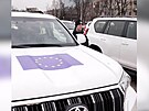 Von der Leyenová pedala ukrajinské policii 50 nových aut