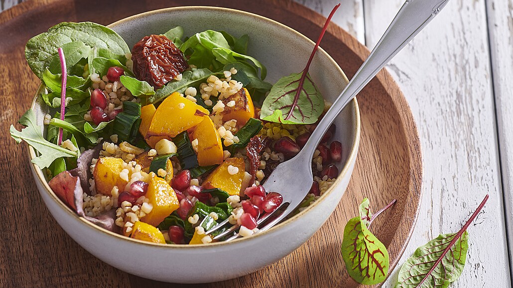 Salát s bulgurem a dýní
