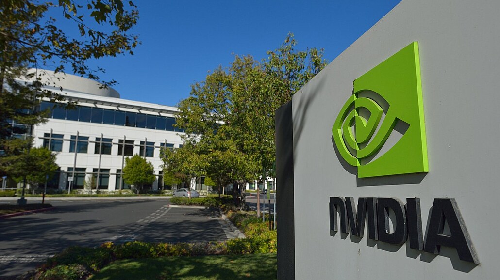 Budova výrobce ip Nvidia v Santa Clae v Kalifornii (1. listopadu 2015)