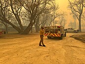 V Texasu na jihu Spojených států se rychle šíří lesní požáry. (27. února 2024)