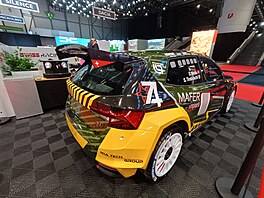 Závodní Fabia RS Rally2 je k vidní na stánku spolenost Swiss Racing Lab,...