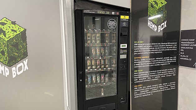Produkty s HHC lze koupit v automatu v pas�i Rozkv�t na n�m�st� Svobody v centru Brna, ale jen do konce �nora, ne� za�ne platit z�kaz jejich prodeje.