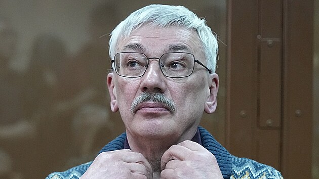 Ochr�nce lidsk�ch pr�v Olega Orlova odsoudili v Rusku na 2,5 roku do v�zen� za kritiku v�lky proti Ukrajin�. (27. �nora 2024)