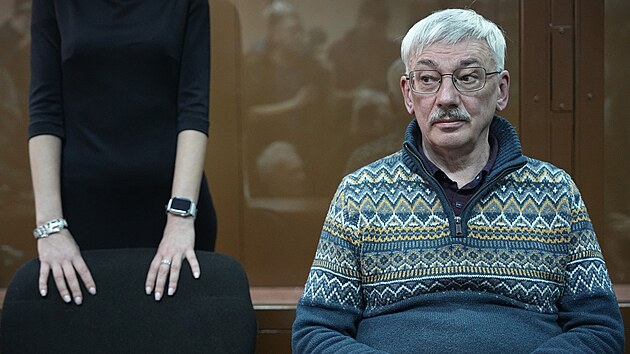 Ochr�nce lidsk�ch pr�v Olega Orlova odsoudili v Rusku na 2,5 roku do v�zen� za kritiku v�lky proti Ukrajin�. (27. �nora 2024)