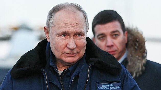 Rusk prezident Vladimir Putin se proltl strategickm bombardrem Tu-160M. (22. nora 2024)