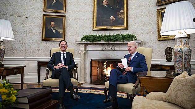 Mark Rutte pi setkn s americkm prezidentem Joem Bidenem (17. ledna 2024)