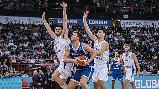 Martin Peterka se chyst zakonit na eck ko v kvalifikaci o EuroBasket 2025.