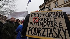 Protest proti maarskému premiérovi Viktoru Orbánovi a slovenskému premiérovi...