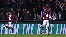 Sparanská radost po gólu krajního beka Angela Preciada (vpravo, elem).