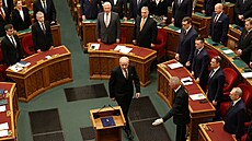 Maďarský parlament zvolil dosavadního předsedu ústavního soudu Tamáse Sulyoka...