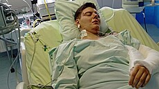 Simona Perková, fotbalistka Teplic, po autonehod� v nemocnici.