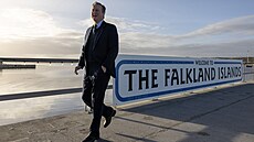 Šéf britské diplomacie David Cameron na návštěvě Falkland, souostroví v jižním...