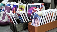 Ukázka karet Family.cards s r�zným obsahem.