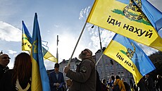 Lidé se shromá�dili na nám�stí Kinských v Praze u p�íle�itosti dvouletého...