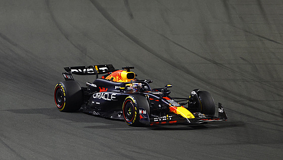 Max Verstappen si ve svém Red Bullu dojel pro pohodlné vítzství v Saudské...