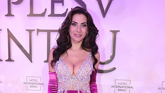 Eva Decastelo na Plese v Intru (Brno, 2. března 2024)