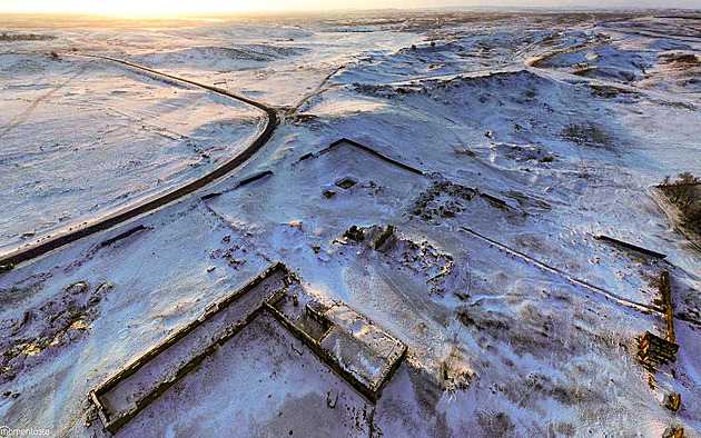 V mrazivé stepi se skrývají ruiny gulagu. Zmapovala je česká expedice