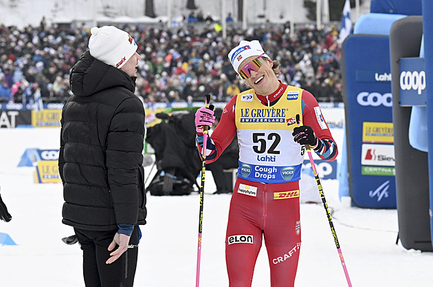 Klasické závody na 20 km v Lahti vyhráli Klaebo a po letech Pärmäkoskiová