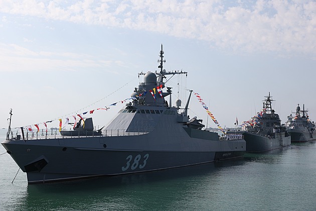 Ukrajina hlásí zničení další ruské lodi. Potopily ji bezpilotní čluny