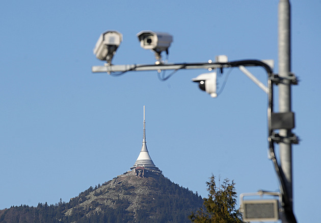 Na silnici v Liberci vedoucí k Jetdu se objevil nový radar.