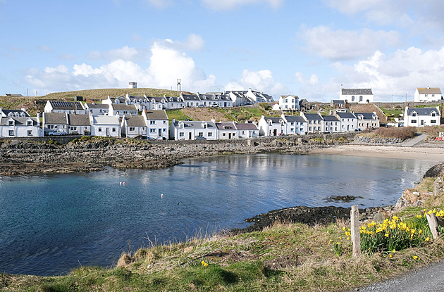 Skotské ostrovy lákají na snové platy. Do divočiny však chce málokdo