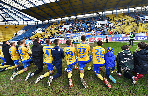 Bratrstvo Teplice. Inspiruje ho i Aston Villa, za svůj klub válčí