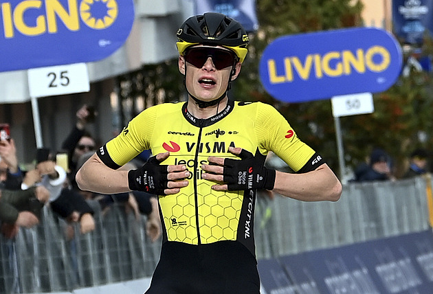 Vingegaard zaútočil v horách, na Tirreno-Adriatico ovládl etapu i pořadí