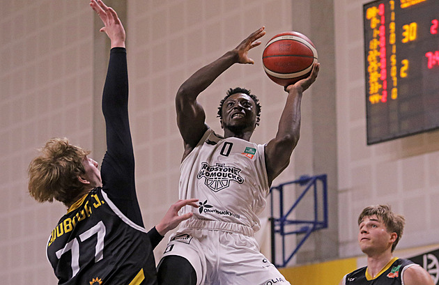 Basketbalisté Písku přišli po prohře s Olomouckem o šanci na play off