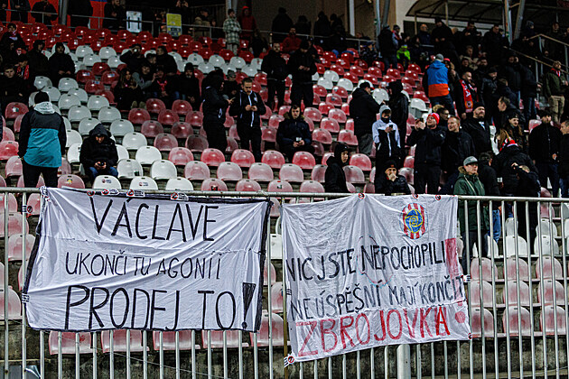 Zápas fotbalist Zbrojovky Brno proti Táborsku v 18. kole druhé ligy provázely...