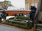 Pohled na Borisovský hbitov v Moskv bhem píprav na poheb opoziního...