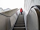 Eskal�tor i v�tah v podchodu u n�m�st� Pr�ce ve Zl�n� op�t jezd�. Probl�my s...