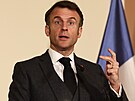 Francouzský prezident Emmanuel Macron v Praze jednal s premiérem Petrem Fialou....