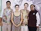 Zleva: Akash Ambani, Priscilla Chanová, Mark Zuckerberg a Muke Ambani...