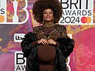 Thotná zpvaka Fleur Eastová (Brit Awards, Londýn, 2. bezna 2024)