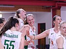 Basketbalistky abin Brno se radují z vítzného koe proti KP TANY Brno....