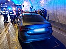 Nehoda traktoru a osobního vozu v Letenském tunelu (7. bezna 2024)