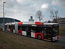 Slavnostn� zah�jen� provozu trolejbus� na trase N�dra�� Veleslav�n - Leti�t�...