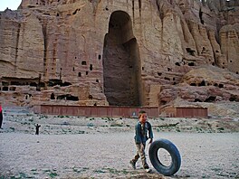 Jako by v tom výklenku n�co chyb�lo, �e? Máte pravdu. Více ne� 1 400 let tam...