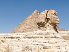 Sfinga bez �enichu? Na Napoleonovy ne�ikovné d�lost�elce se to hodit nedá. Bez...