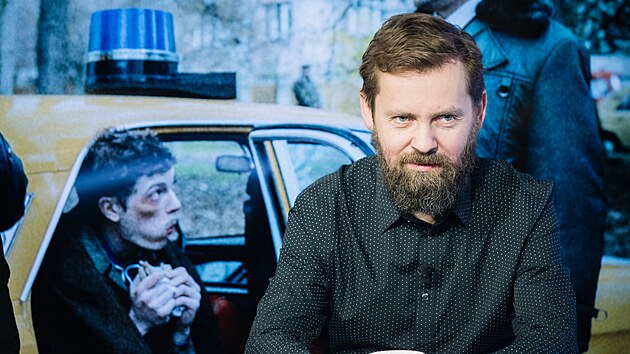 Hostem po�adu Rozst�el je herec Petr Ln�ni�ka.