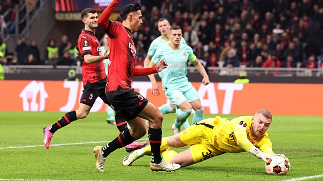 Sl�vistick� g�lman Jind�ich Stan�k v akci na San Siru proti AC Mil�n.