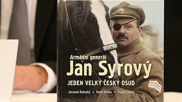 Jan Syrov doshl soudn rehabilitace svho stejnojmennho pedka, jeho osud l nov biografie.