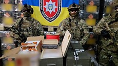 Ukrajinské síly pevzaly 10 tun plastické trhaviny